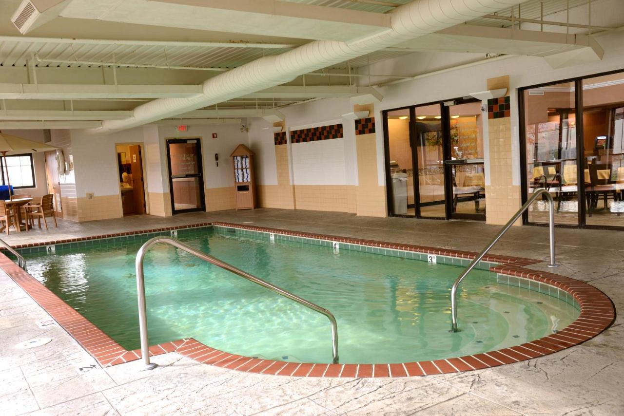 מלון La Quinta By Wyndham Springfield South מראה חיצוני תמונה